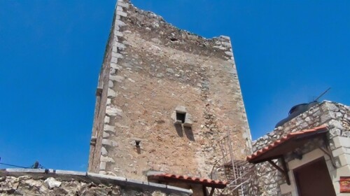 Pirgos sto flomoxori