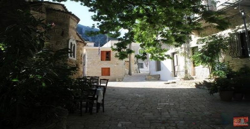 kastania manis