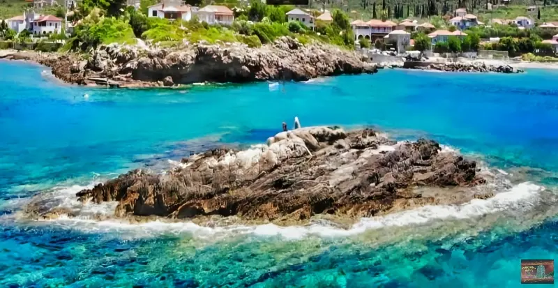 pefnos orea eleni