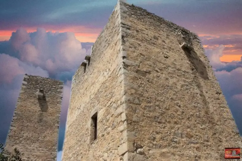 pirgos stin koita