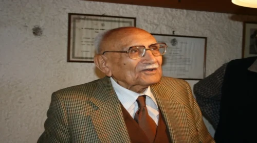 Δικαίος Β. Βαγιακάκος
