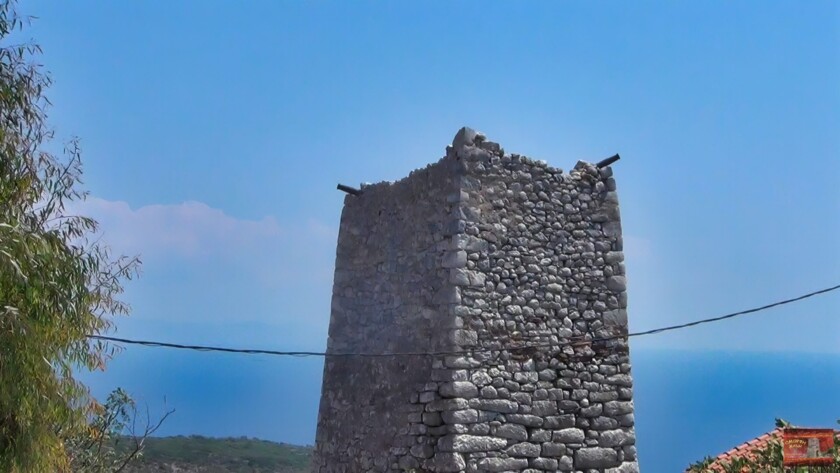 Πύργος με κανόνια στη Λάγεια