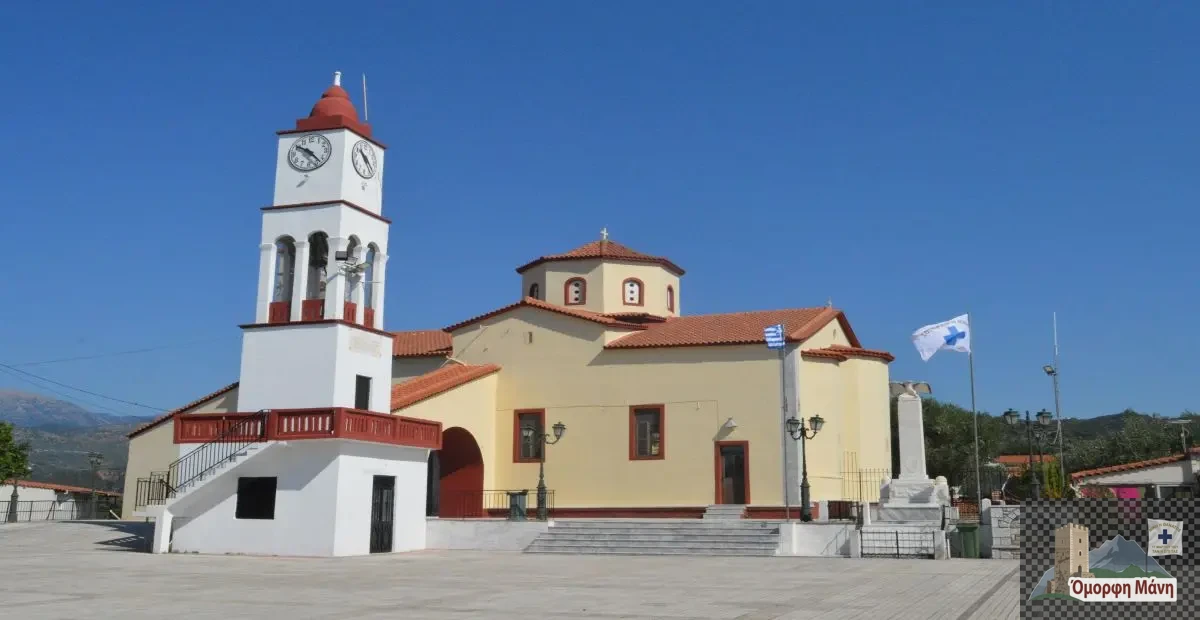 Ο Ιερός Ναός Αγίων Αποστόλων Παύλου και Πέτρου στην Πετρίνα