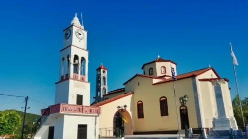 Ο Ιερός Ναός Αγίων Αποστόλων Παύλου και Πέτρου στην Πετρίνα