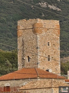 Πύργος Καπιτσίνου στη Λαγκάδα