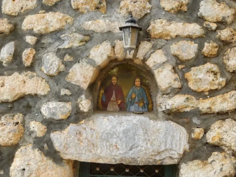 eisodos agioi anargiroi (1)