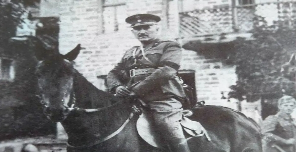 Ο Δημητράκος, ο Δαβάκης και οι άλλοι.