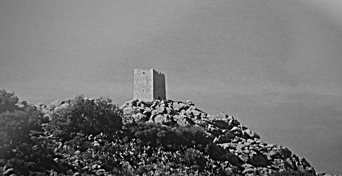 Πέτρινος πύργος στη Μάνη - έθιμο σύγκρια