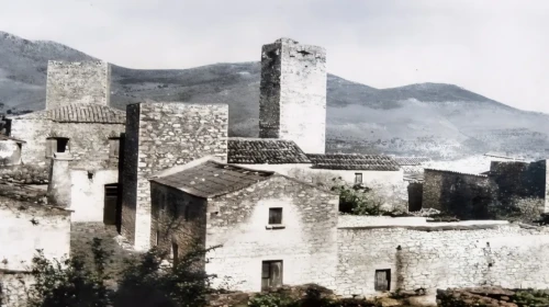 Πρόσφυγες στη Μάνη: Μια Συγκλονιστική Πτυχή της Ιστορίας .