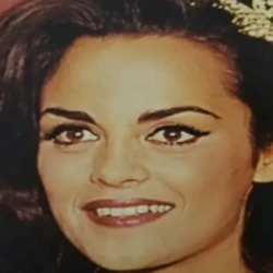 Κορίνα Τσόπεη