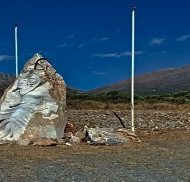 Μανιάτισσα Δρεπανοφορά