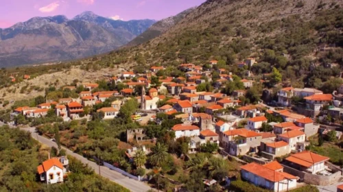 Μαγεία και Παράδοση στο Νoμιτσί: Ιστορίες από το Χθες Νομιτσί