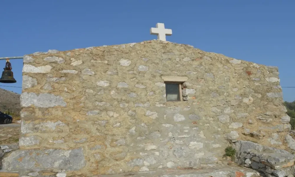 Ο Άγιος Νικόλαος στην Παραλία Γιάλια Μάνης