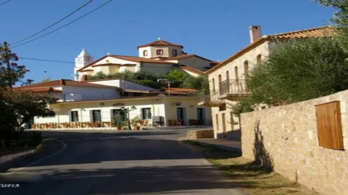 Σωματείο «Κοινωφελή Έργα Πετρίνας»: Μια μεγάλη εκδήλωση ιστορικής μνήμης στην Κεντρική Πλατεία της Πετρίνας Πετρίνας Λακωνίας