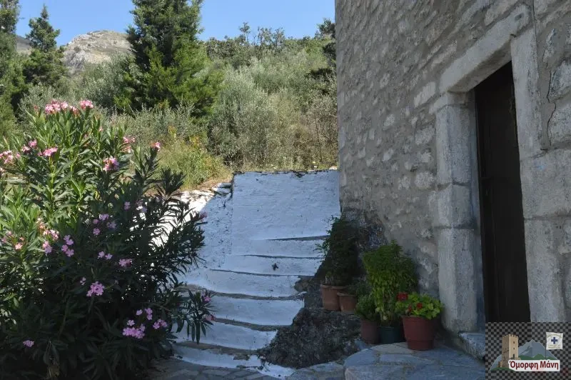 Αγία Τριάδα Πύρριχος