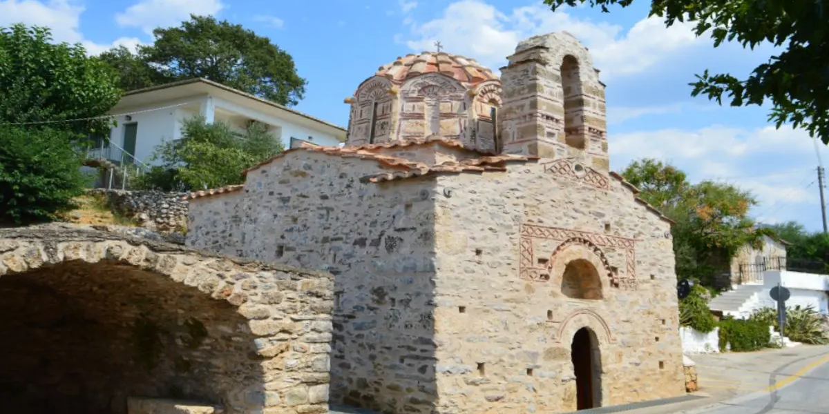 Άγιοι Ανάργυροι στο Νομιτσι Μάνης