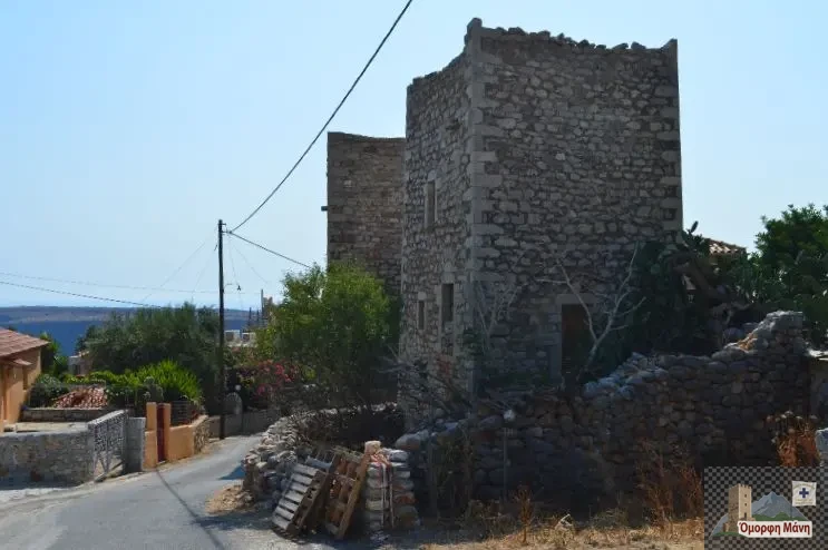 Άνω Μπουλαριοί 10