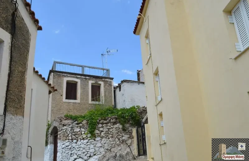 Κόκκινα Λουριά 10
