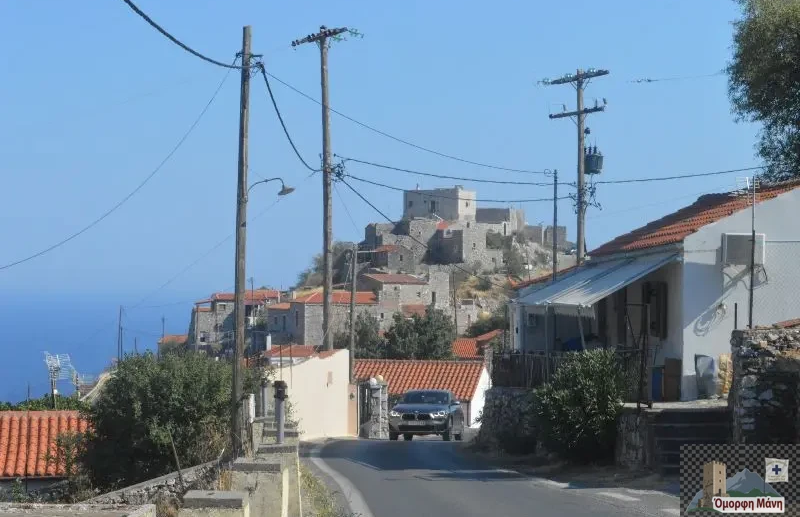 Λουκάδικα 3