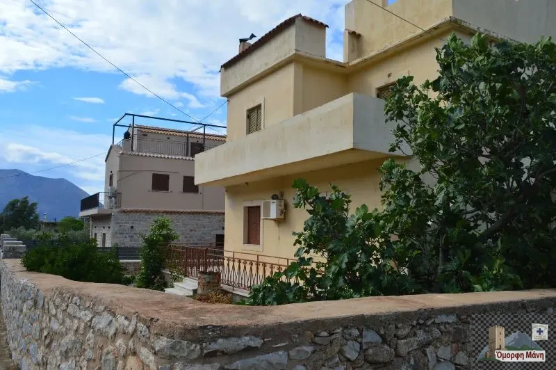 Καφιόνα Μάνη 1