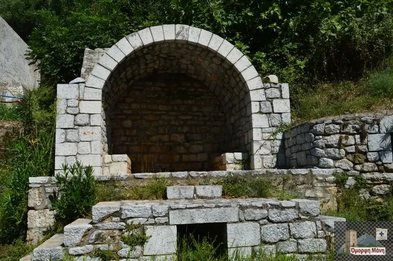 Κρυονέρι Οιτύλου 8