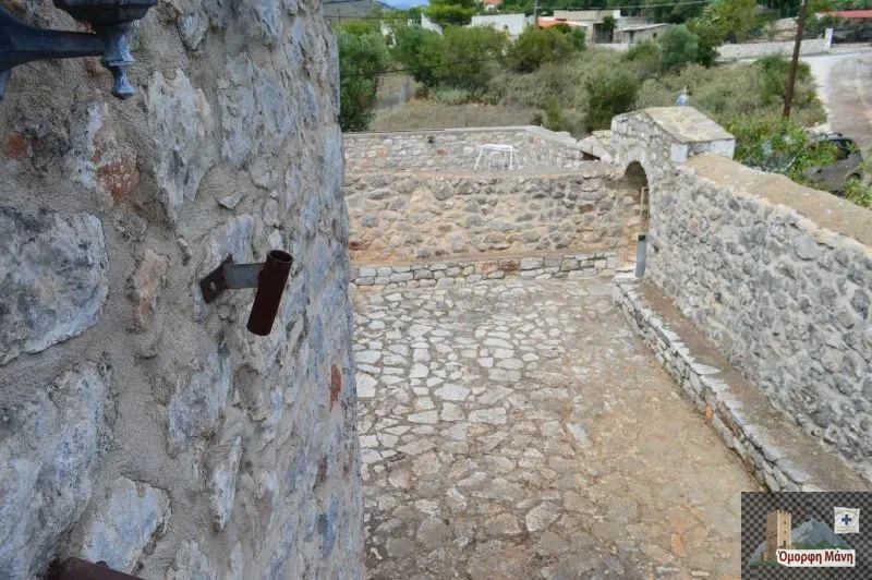 Πιόντες 12