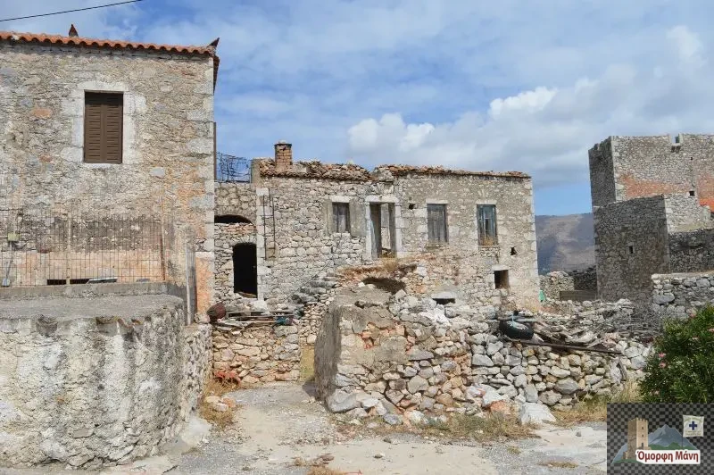 Ζούδα Μάνη 1